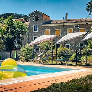La Maison Des Hotes Bed & Breakfast